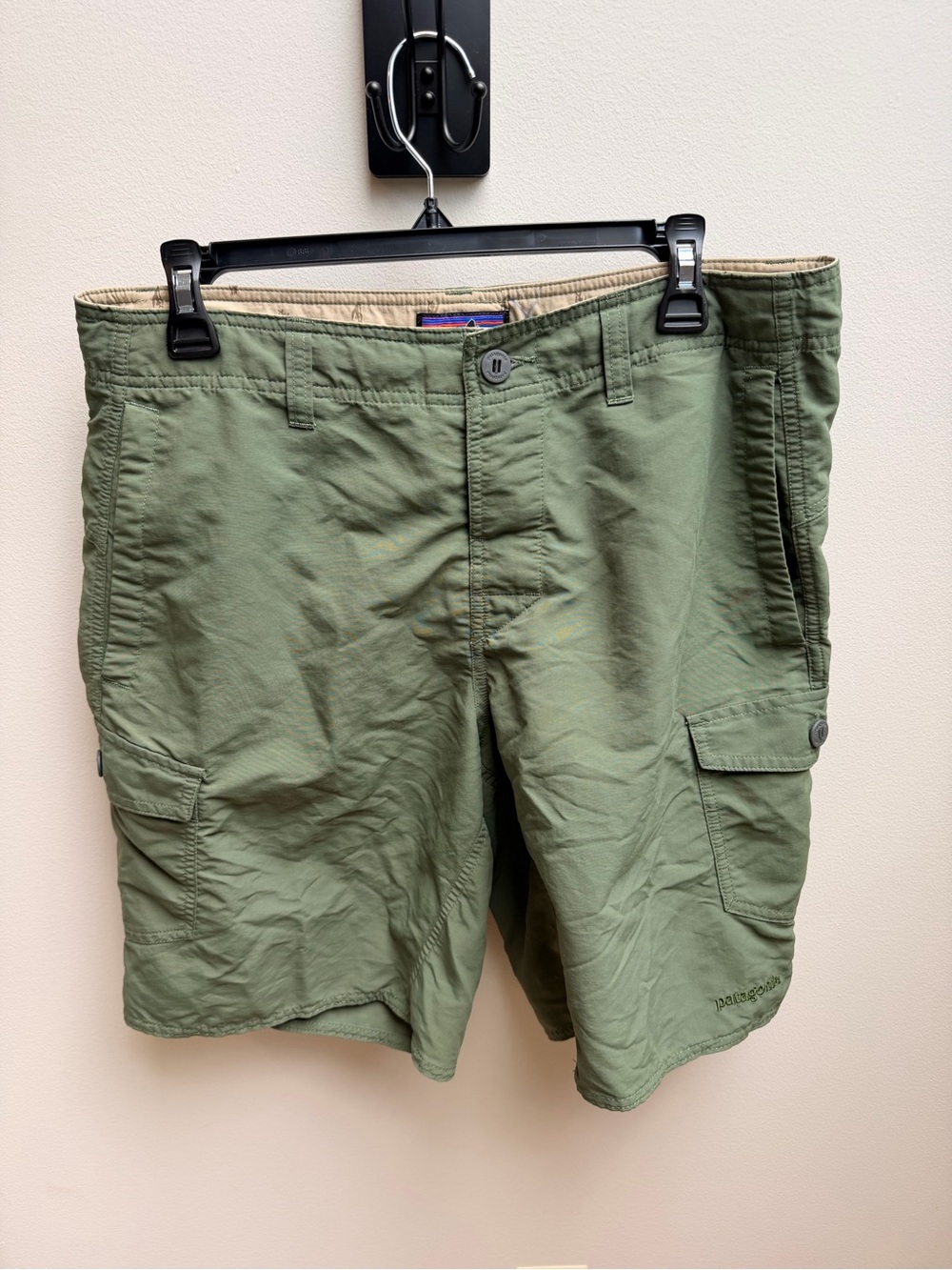 Patagonia Men's Wavefarer Olive Cargo Shorts